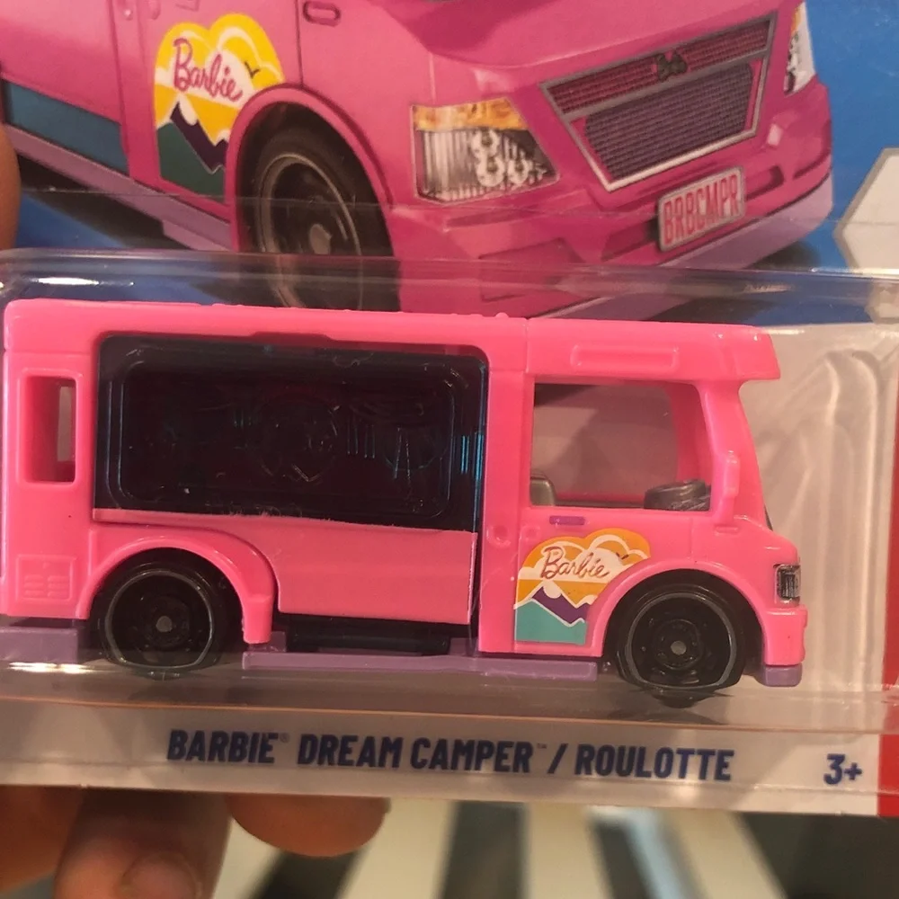 Mattel Barbie Hot Wheels Dream Camper - Pink and Blue